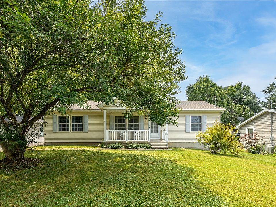 1st image of 123 Sequoia Dr