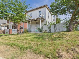 909 Fulton St, Keokuk, IA 52632