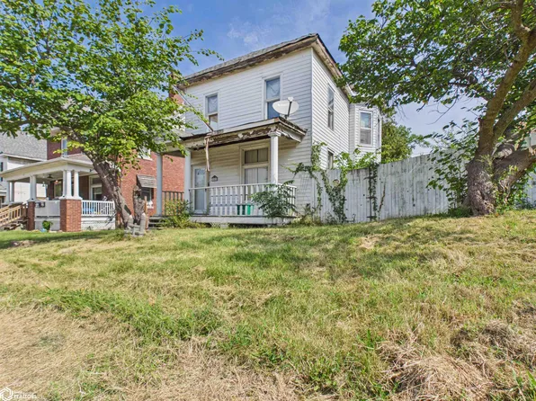 909 Fulton St, Keokuk, IA 52632