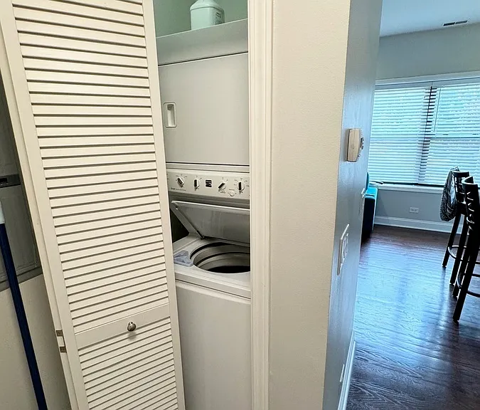 3329 W Schubert Ave #2 — Photo 10