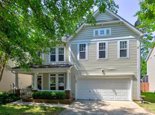 9805 Waltham Ct, Charlotte, NC 28269