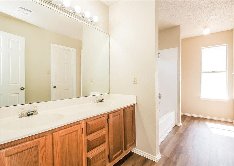 2nd image of 1309 Green Terrace Dr