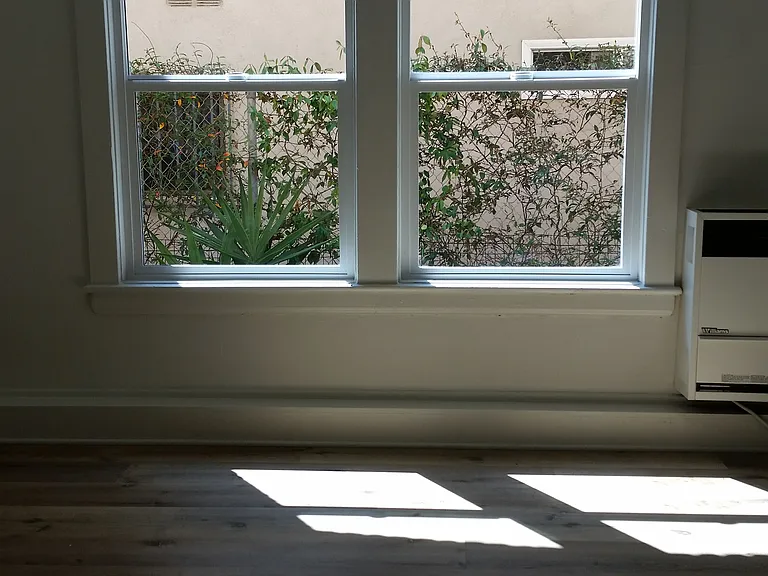 51 Rose Ave — Photo 2