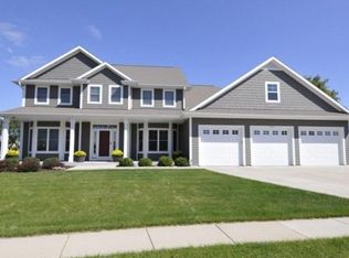 1291 Niagara Rd, Oconomowoc, WI 53066