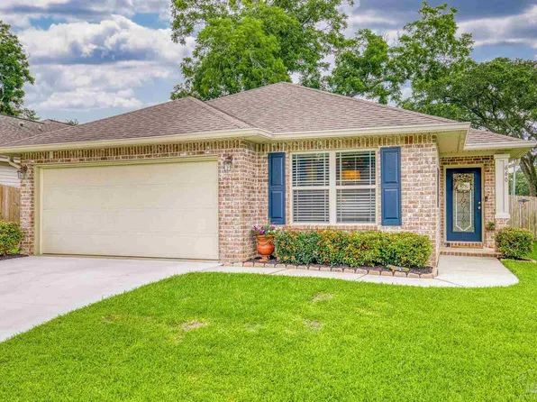 660 Edith Ln, Pensacola, FL 32534