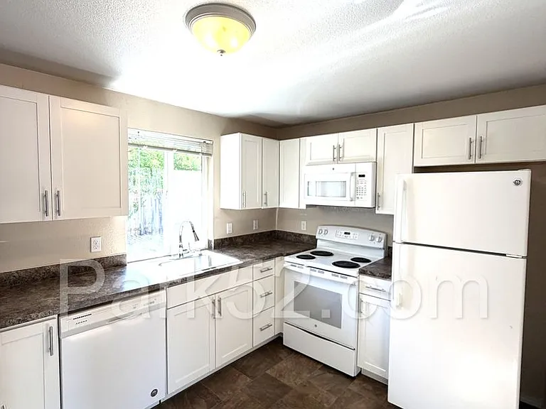 9108 Fawnlily Cir W — Photo 5