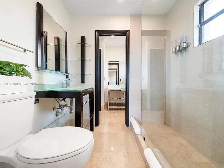5424 SW 154th Pl — Photo 40