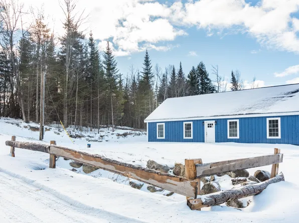 9 Gray Road, Stockton Springs, ME 04981