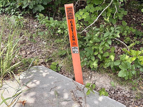 5th image of 1264 N Highway 63