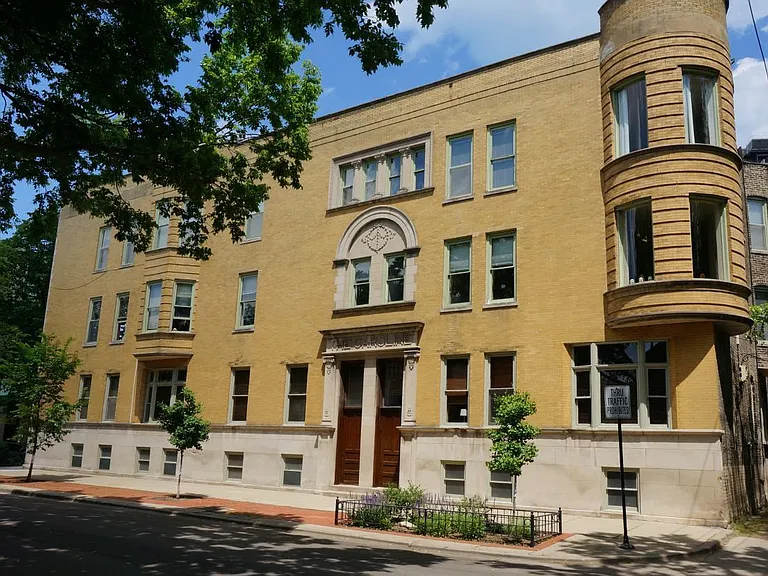 1853 N Orleans St #3 — Photo 1
