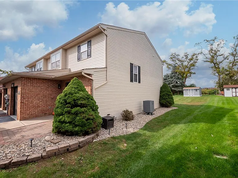 43 Olde Penn Dr — Photo 21