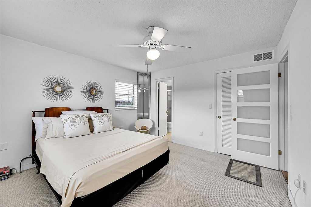 Apartment in Sunrise, Broward County - More