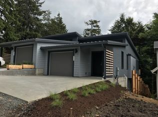 644 E 6th St, Cannon Beach, OR 97110