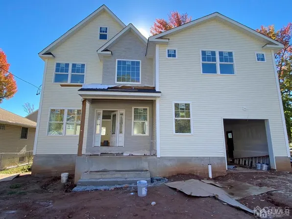 81 Hunt St, Iselin, NJ 08830