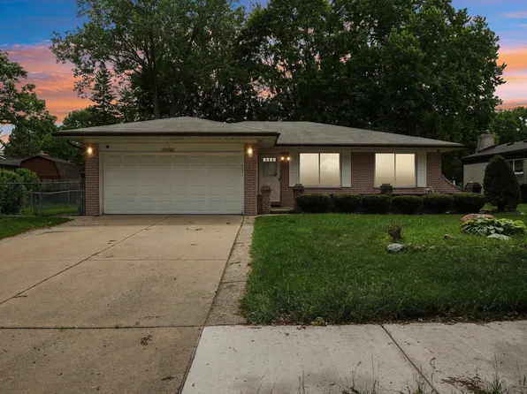 37266 Tamarack Dr, Sterling Heights, MI 48310