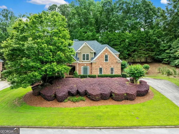205 Camden Creek Ct, Lawrenceville, GA 30043