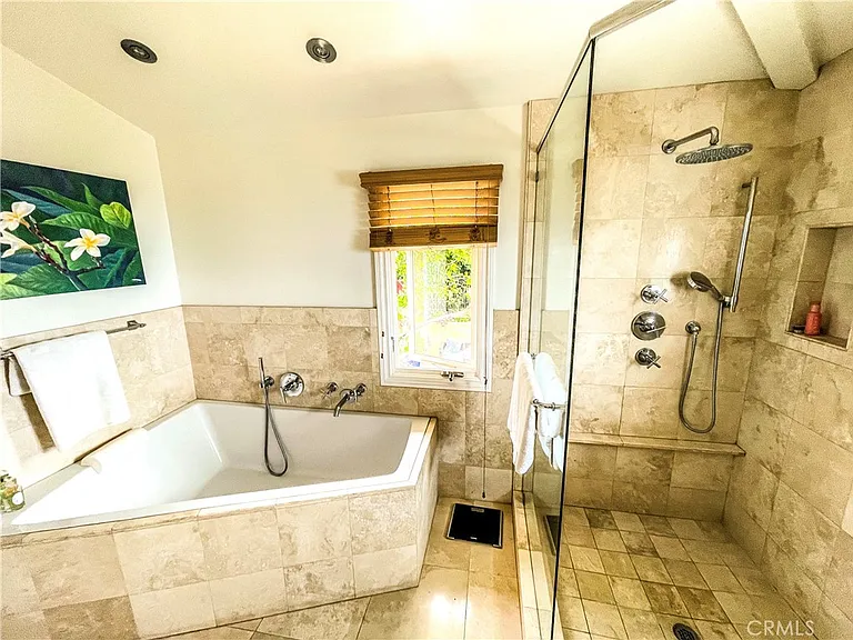 30722 Marilyn Dr — Photo 22