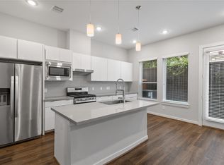 604 Thornton Oaks Ln, Houston, TX 77018