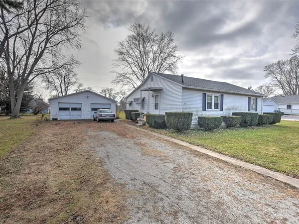 259 Lucile Ave, Forsyth, IL 62535