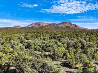 8475 W Meadowlark Rd, Prescott, AZ 86305