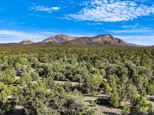 8475 W Meadowlark Rd, Prescott, AZ 86305