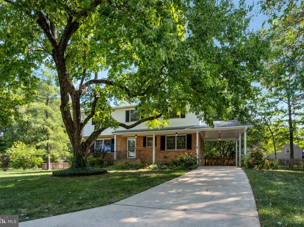 1109 Anesbury Ct, Alexandria, VA 22308