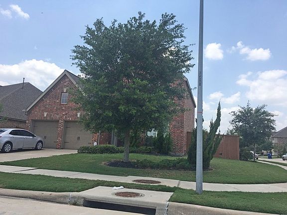 3rd image of 10102 Balmano Pl