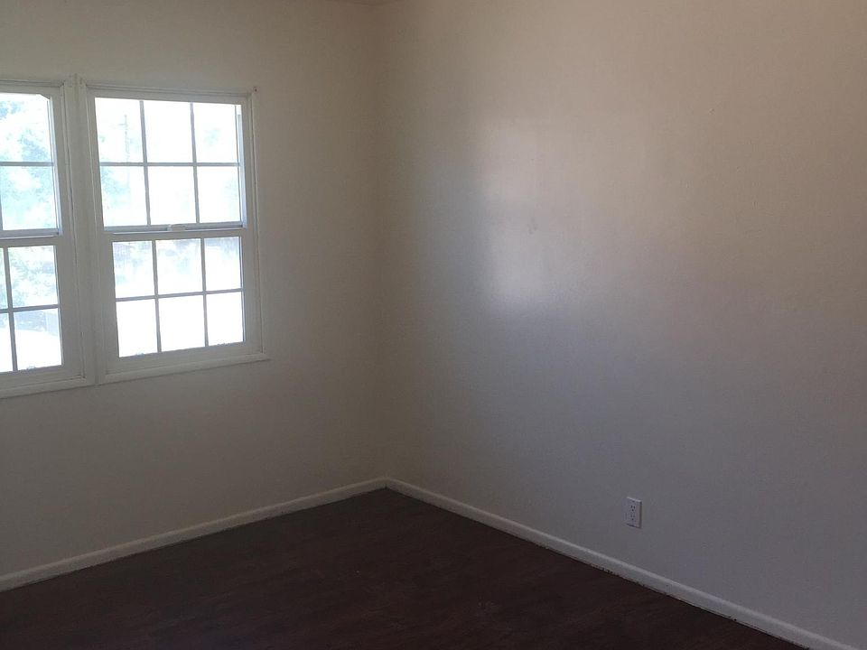 1st image of 955 N Fries Ave