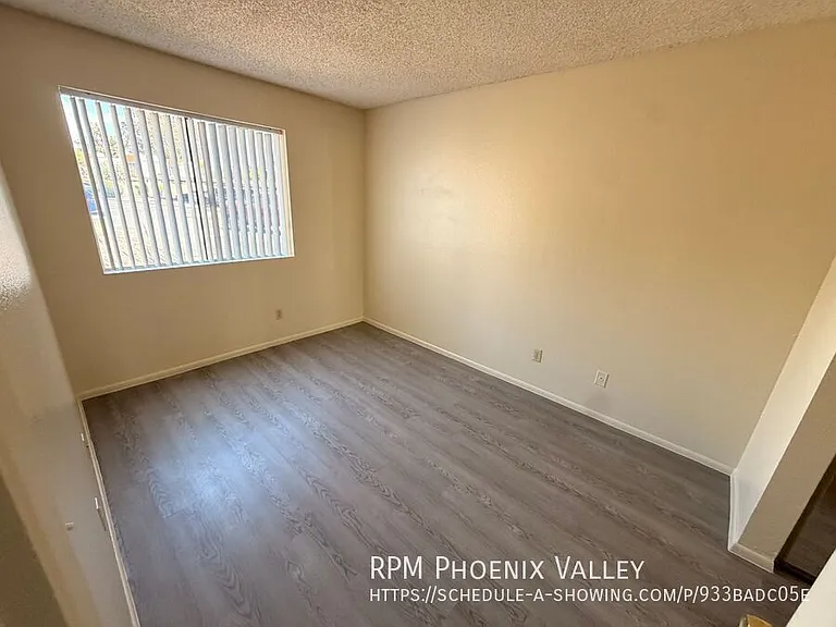 Parkside Apartments — Photo 81