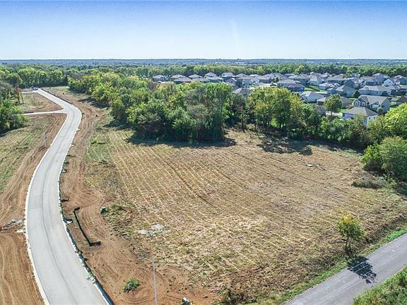 2nd image of LOT 1 Prairie Grove Ests