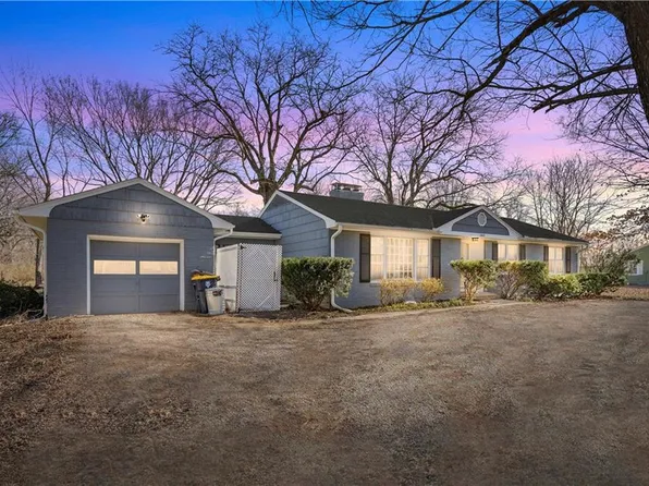 10005 Blue Ridge Blvd, Kansas City, MO 64134