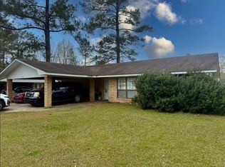 1512 Lisa Ln, Oakdale, LA 71463