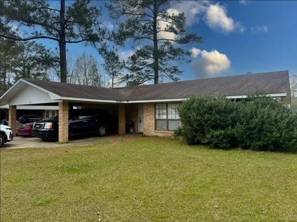 1512 Lisa Ln, Oakdale, LA 71463