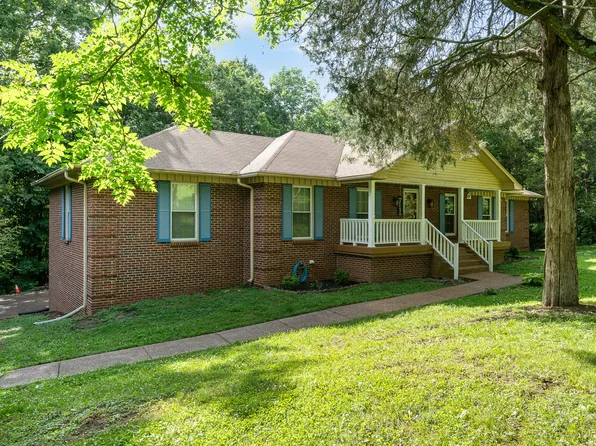 1912 Graceland Dr, Goodlettsville, TN 37072
