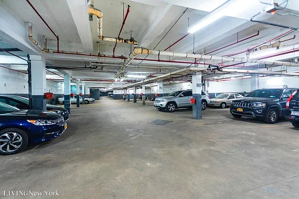 Rented by Living New York | media 8