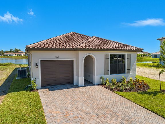 3rd image of 5763 Agostino Way