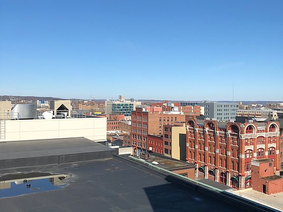 5th image of 108 W Jefferson St APT 805