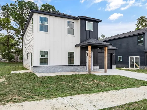 409 S 21st St, Rogers, AR 72758
