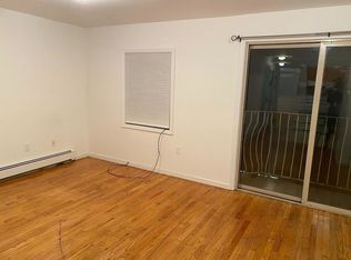 116-11 Myrtle Ave #4, Richmond Hill, NY 11418