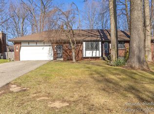 4403 Stratford Ct, Hudsonville, MI 49426