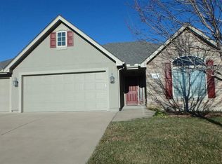 2224 SW Millers Glen Dr, Topeka, KS 66614