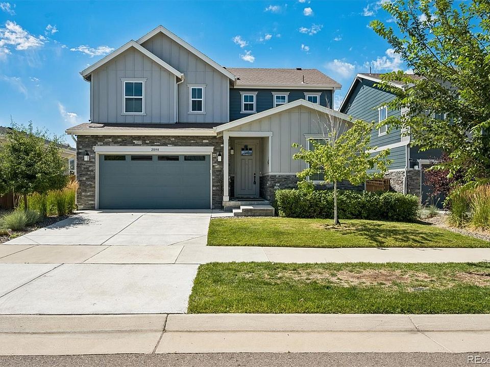1st image of 21098 E 61st Drive