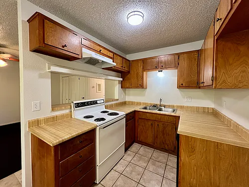 114 Lady Bird Ln #2 Photo 1