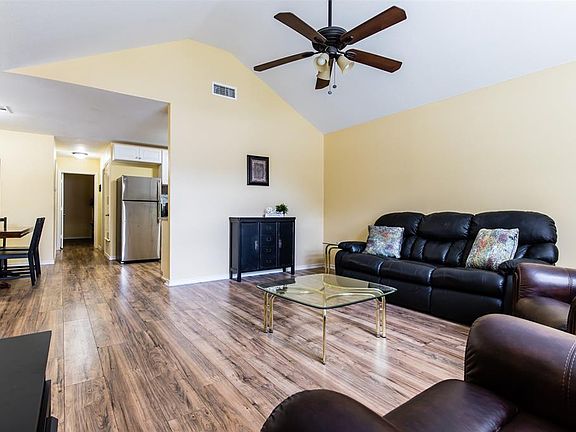 5th image of 3417 Stanley Ave