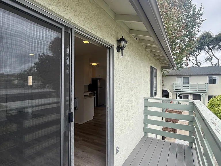 Fair Oaks Garden Apartments — Photo 9