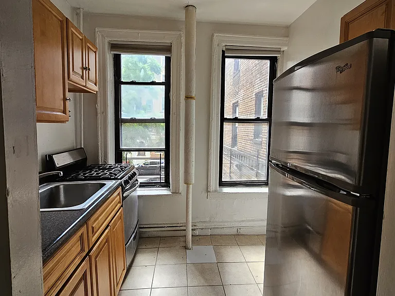 2101 Westbury Ct #2B — Photo 11