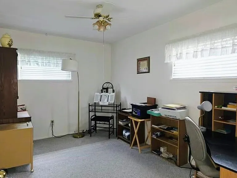 6416 Alderwood Rd — Photo 17
