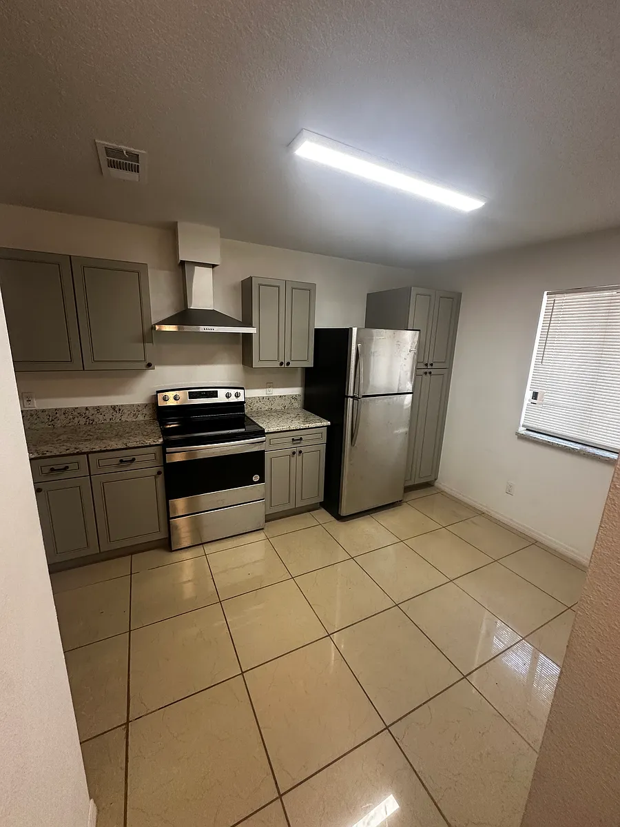 Building Photo - 508 Mansfield Dr
