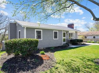 11 Old Phenix Ave, Cranston, RI 02921