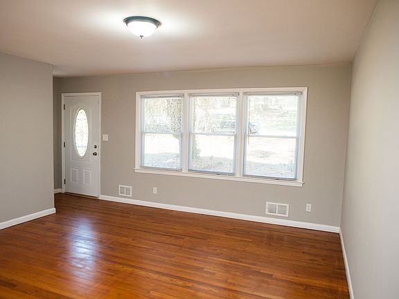 Front Foyer into Great Room